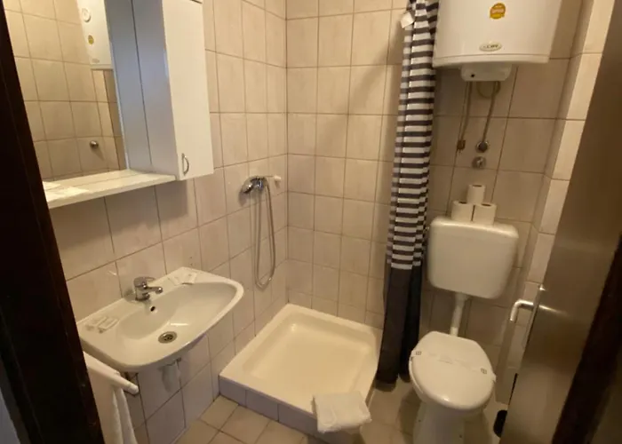 Deli Apartman Vrsi