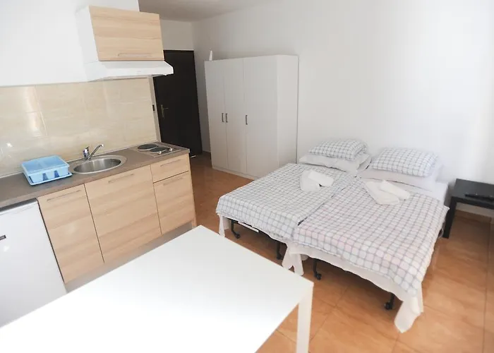 Deli Апартаменты